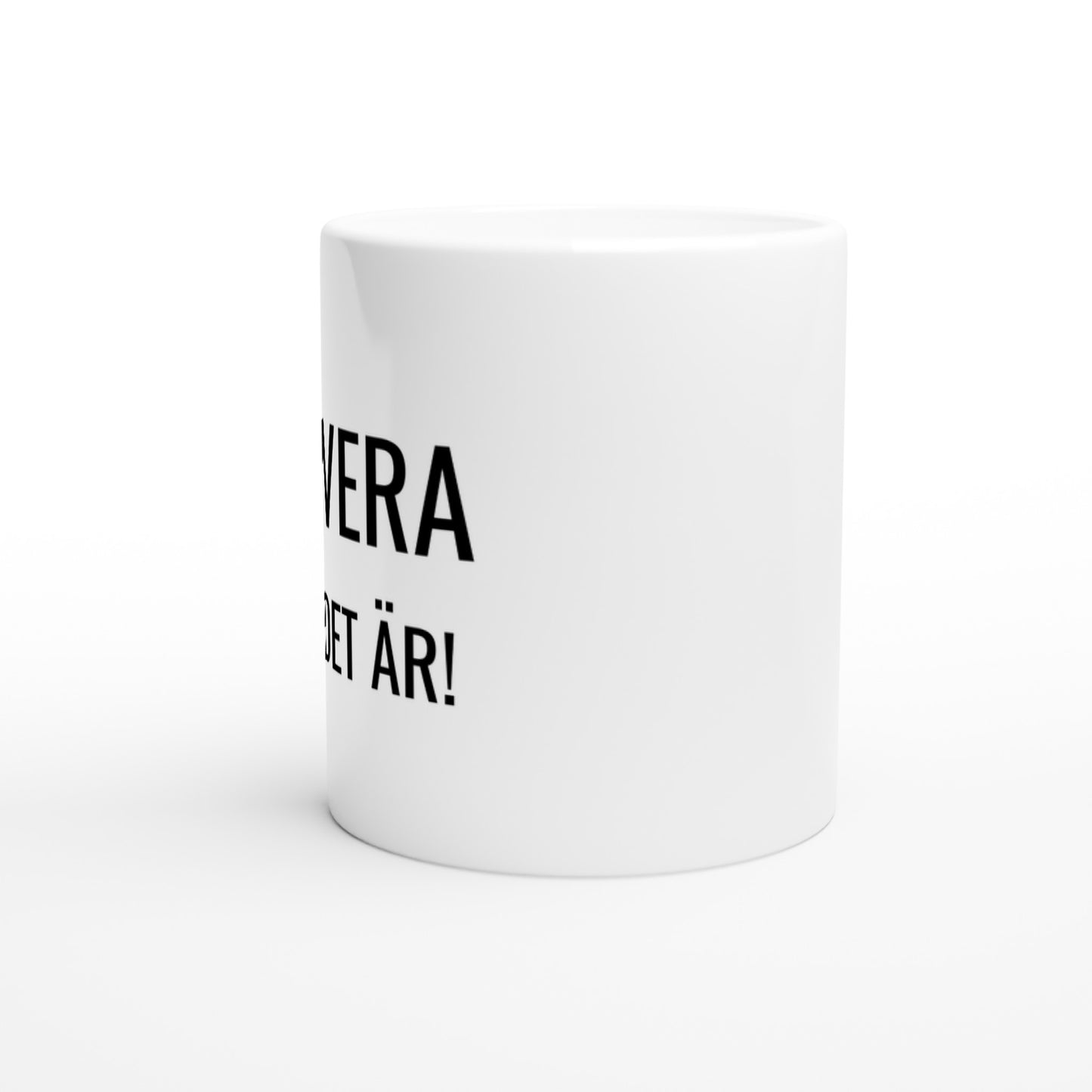 Mugg för tennisälskaren. Perfekt för ordvitsar om servar. Passar på banan eller i soffan.
