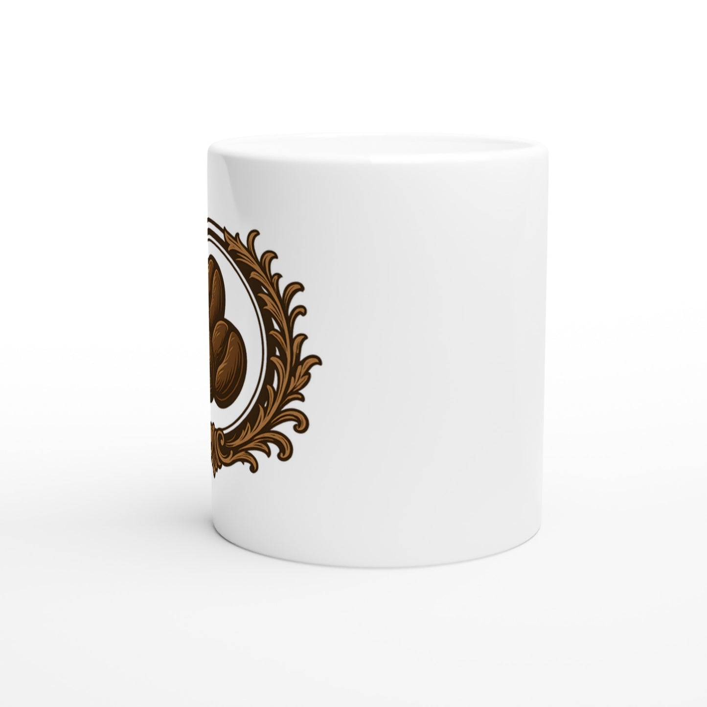 Mugg med antik emblem och kaffebönor, perfekt för retroälskande kaffeentusiaster.