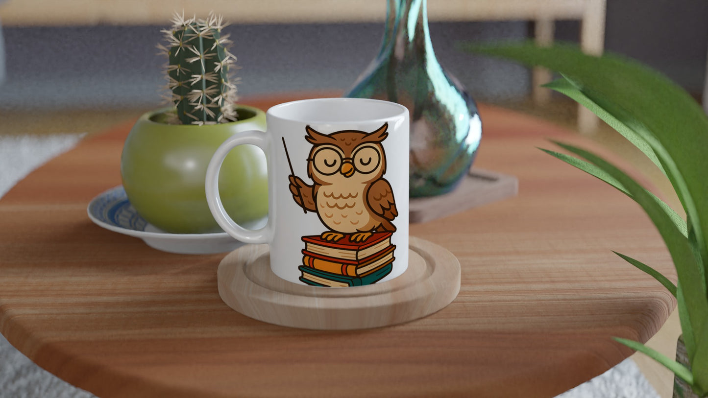 Uggla som lärare för ditt morgonkaffe. Perfekt för djurälskande lärare. Visdom från Ugglan.