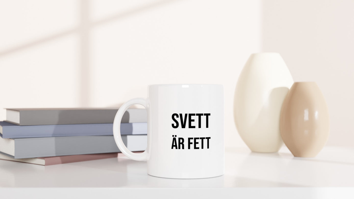 Humoristisk mugg för gymälskaren som älskar att svettas ut på gymmet. Perfekt för de som tycker att svett är det nya svarta!