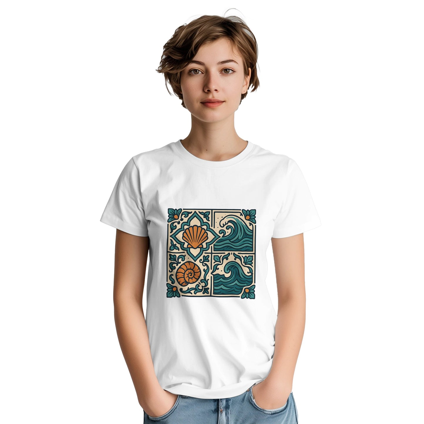 T-shirt med portugisiska kakelmönster i vintagefärger – perfekt för havsälskare och Portugal-fans.