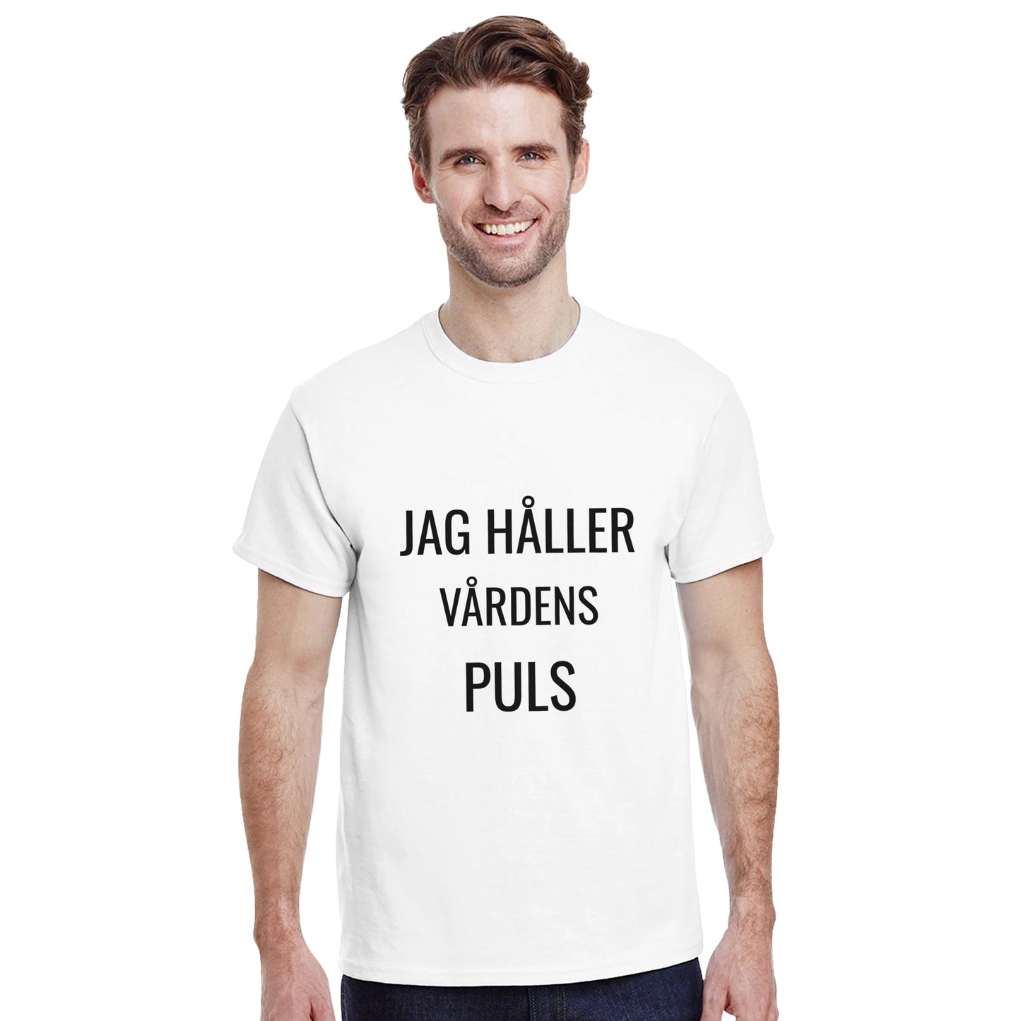 T-shirt med budskapet Kontroll över vårdens puls för sjuksköterskor. Rolig och unik design.