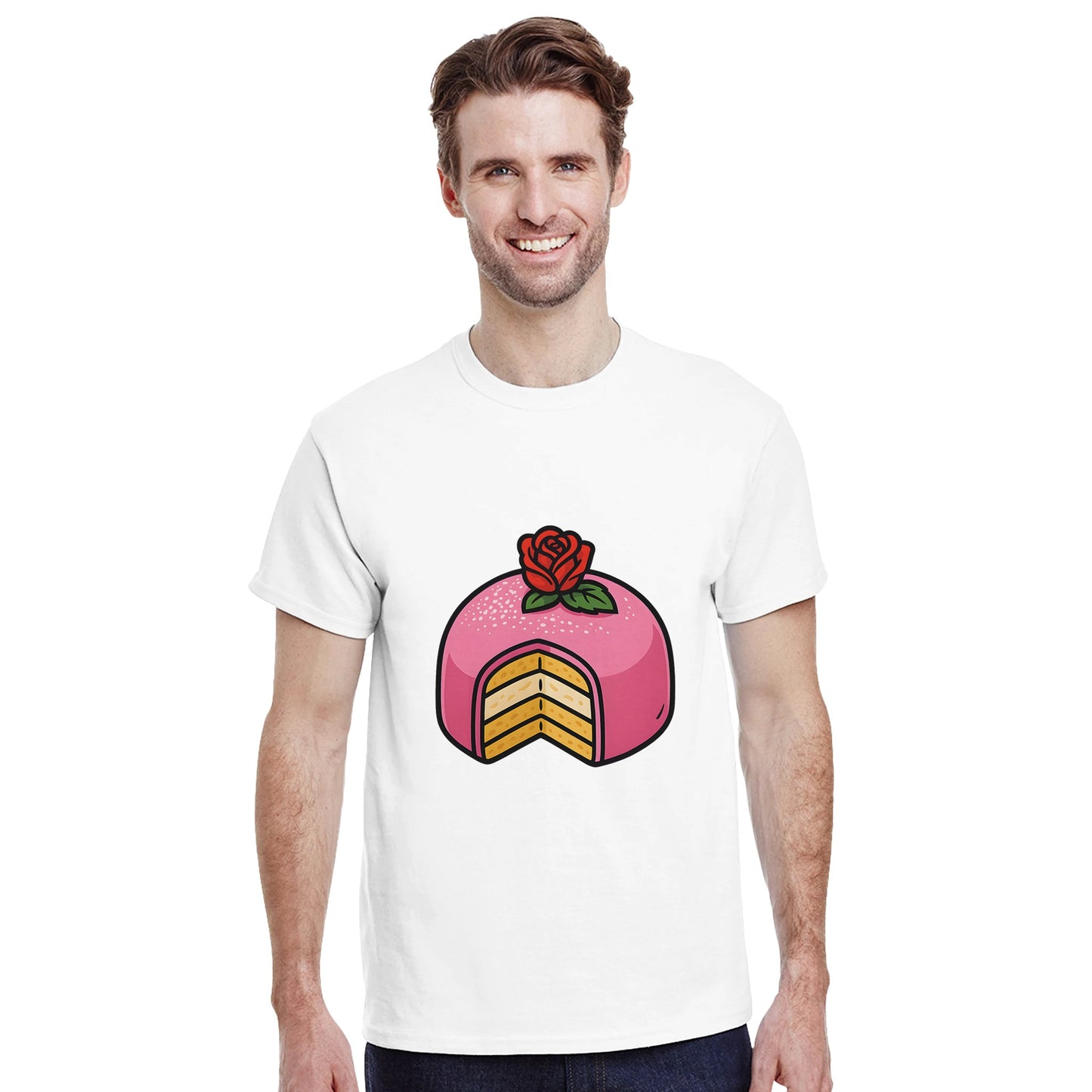 T-shirt med prinsesstårta i rosa marsipan och grädde, perfekt för sötsakälskare.