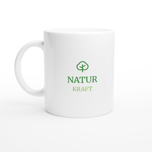 Mugg med Mamma Naturkraft text och gröna träd för fräsch känsla. Perfekt för naturälskande mammor.