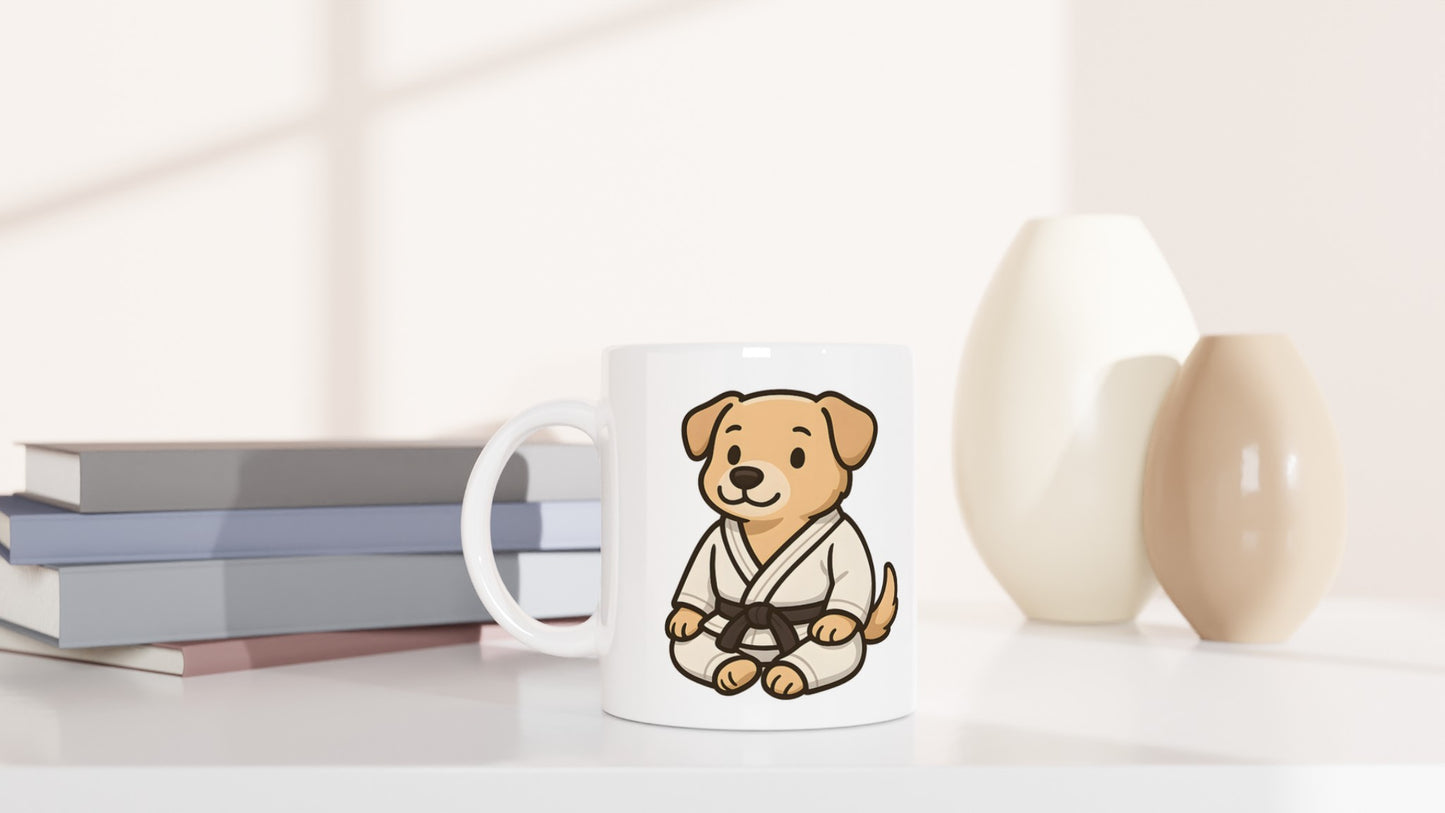 Hund Judo Praktikant - Kaffe med en judo-hund i stilren design för judo- och djurvänner.