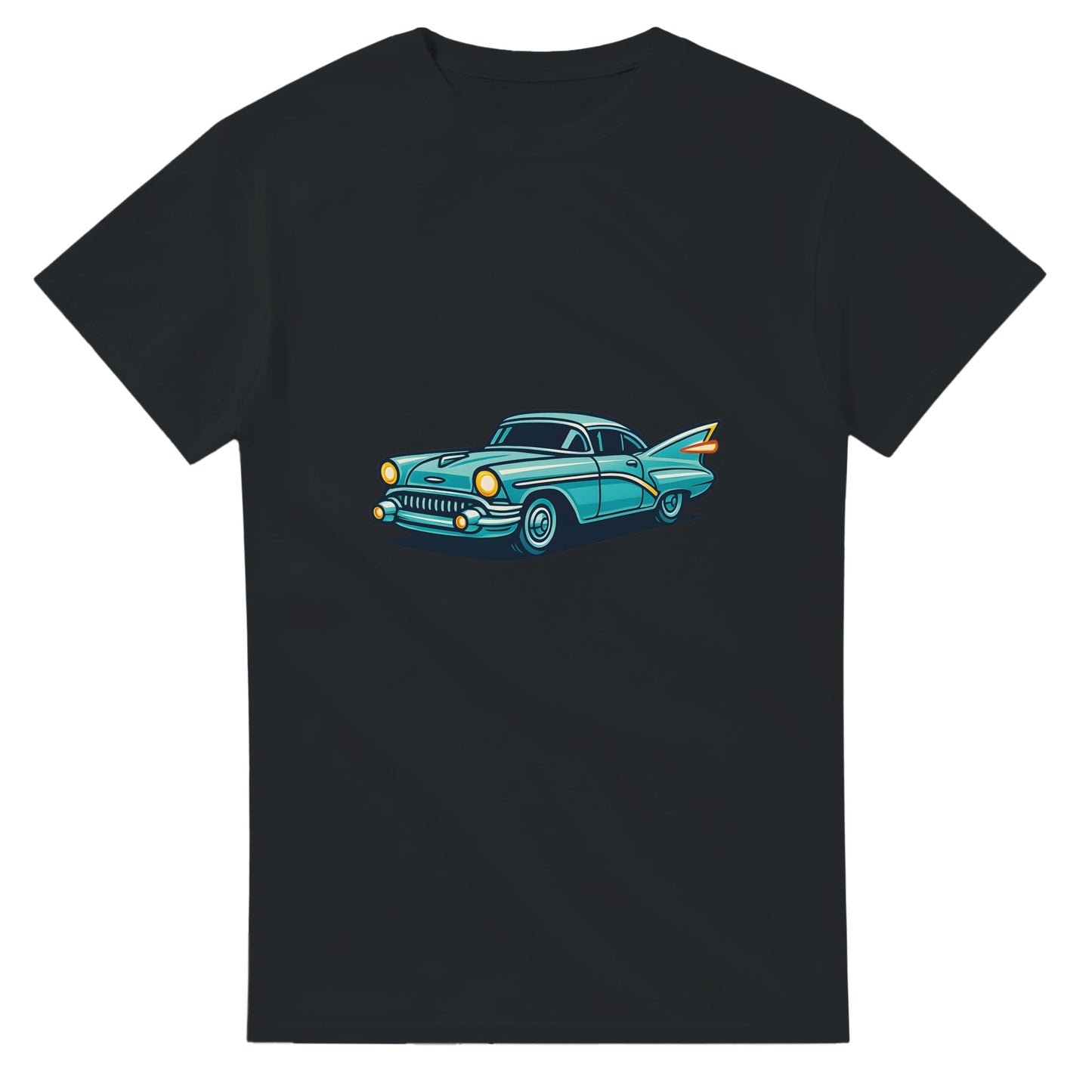 T-shirt med retrofuturistisk bild av bil, där nostalgi möter modern design.