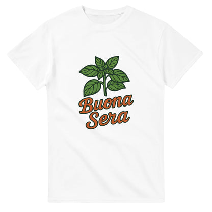 T-shirt med grön basilika & texten 'Buona Sera' i varm orange. Perfekt för dig som älskar italiensk mat & avslappnad stil.