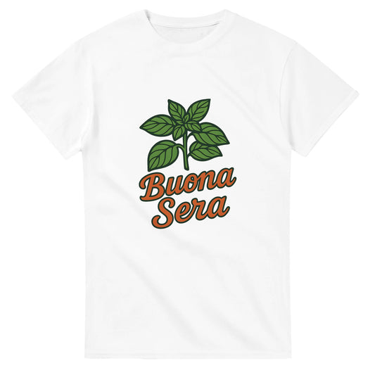 T-shirt med grön basilika & texten 'Buona Sera' i varm orange. Perfekt för dig som älskar italiensk mat & avslappnad stil.