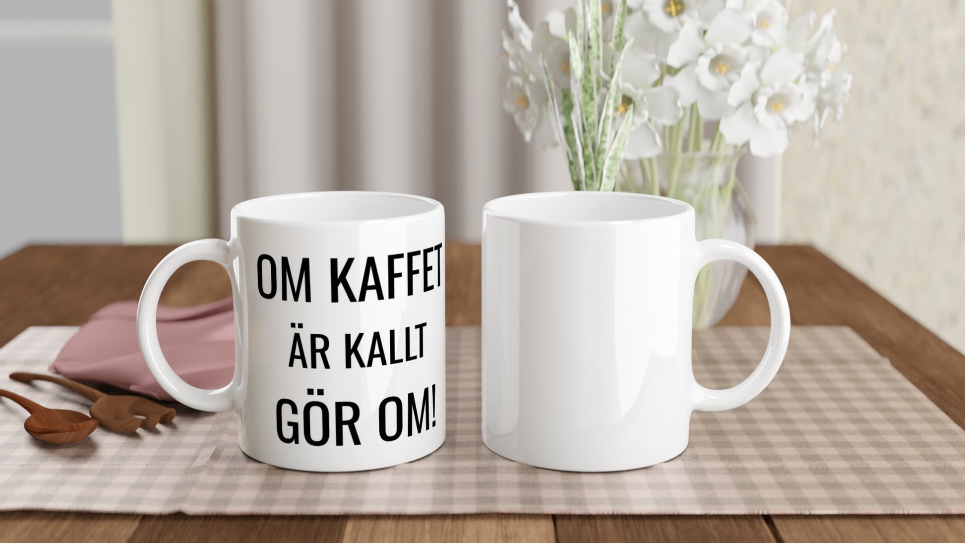 Kaffe på is med en påminnelse om livets överraskningar för multitaskers.