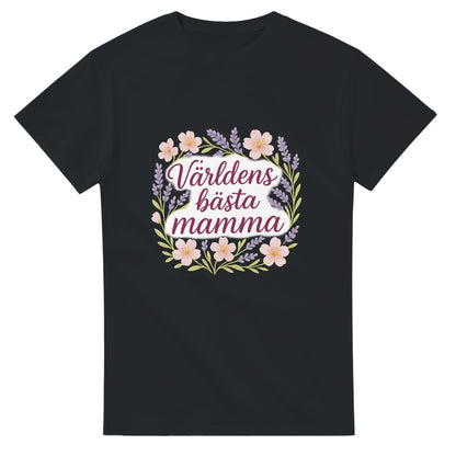 Mjuk T-shirt med blommigt mönster för den bästa mamman. Perfekt balans mellan text och bild.