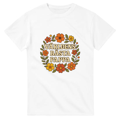 T-shirt med blomstrande mönster och texten 'Världens bästa pappa' i varma toner. En hyllning till pappa i blomstrande stil.