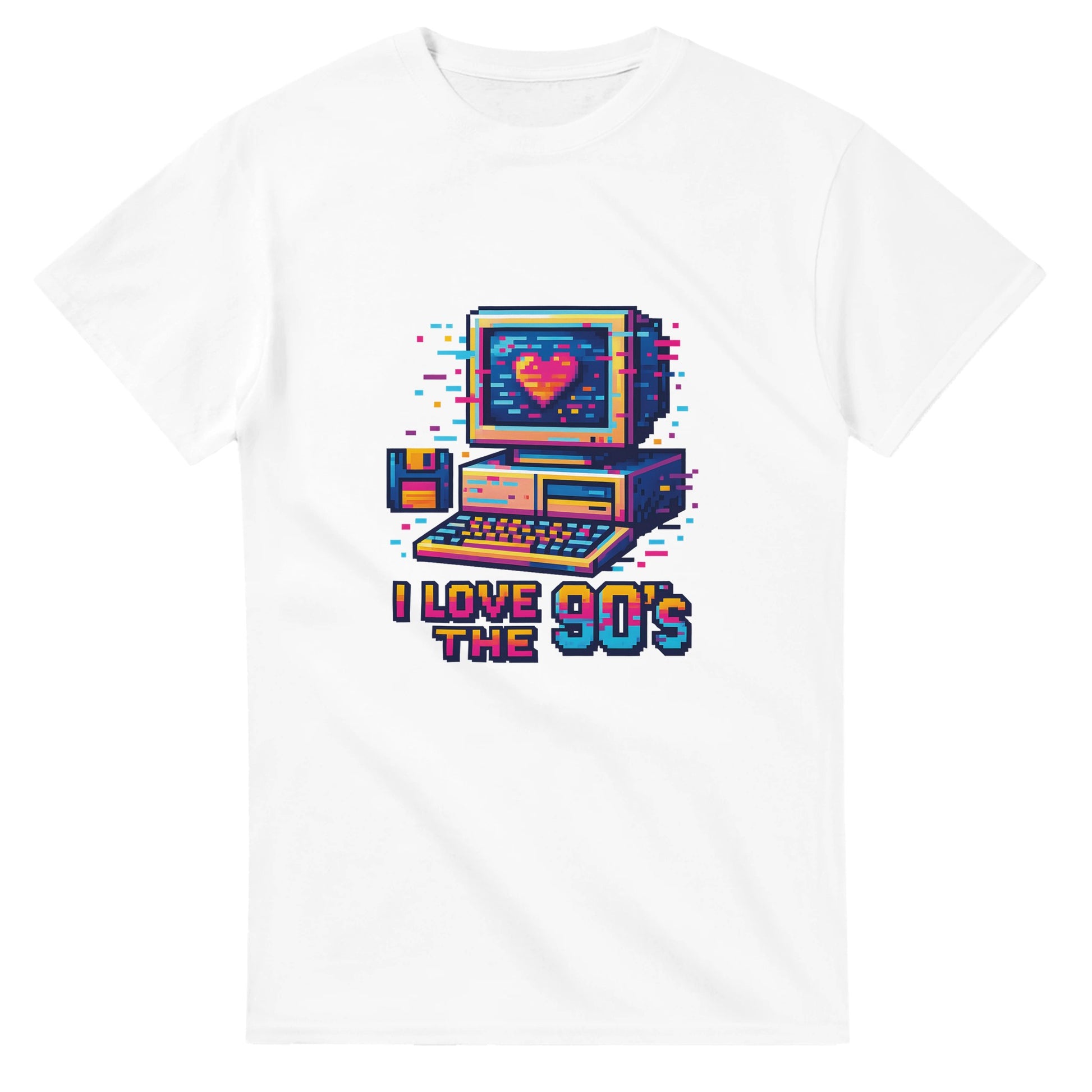 T-shirt med 90-tals pixelart-design av datorer och disketter i livliga färger och glitch-effekt. Perfekt för spelentusiaster.