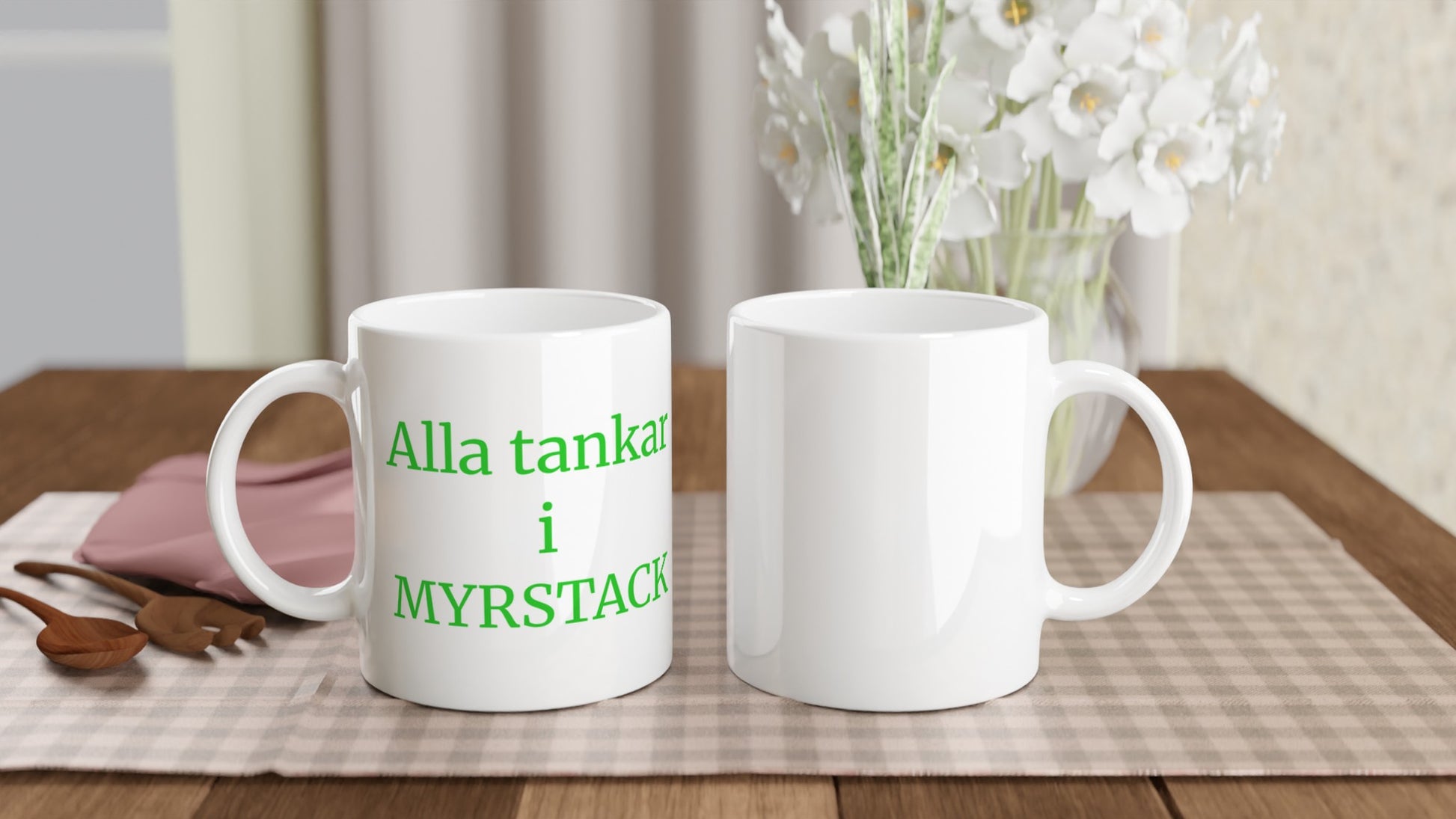 Alla Tankar i Myrstack - en bok för den som har tusen tankar men ler åt kaoset.