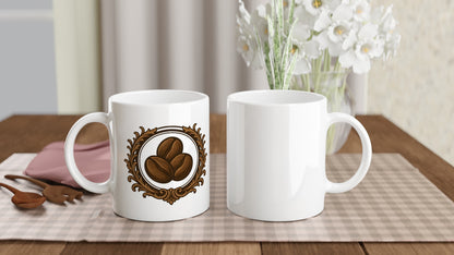 Mugg med antik emblem och kaffebönor, perfekt för retroälskande kaffeentusiaster.
