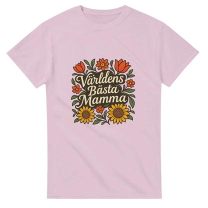 Mamma i Blom T-shirt med stilfulla blommor och elegant text. En design som verkligen sticker ut.