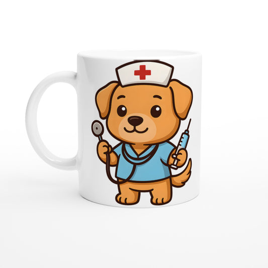 Hund Doktor Mugg - Söt hund som sjuksköterska med stetoskop och spruta, perfekt för hundälskande sjukvårdspersonal.