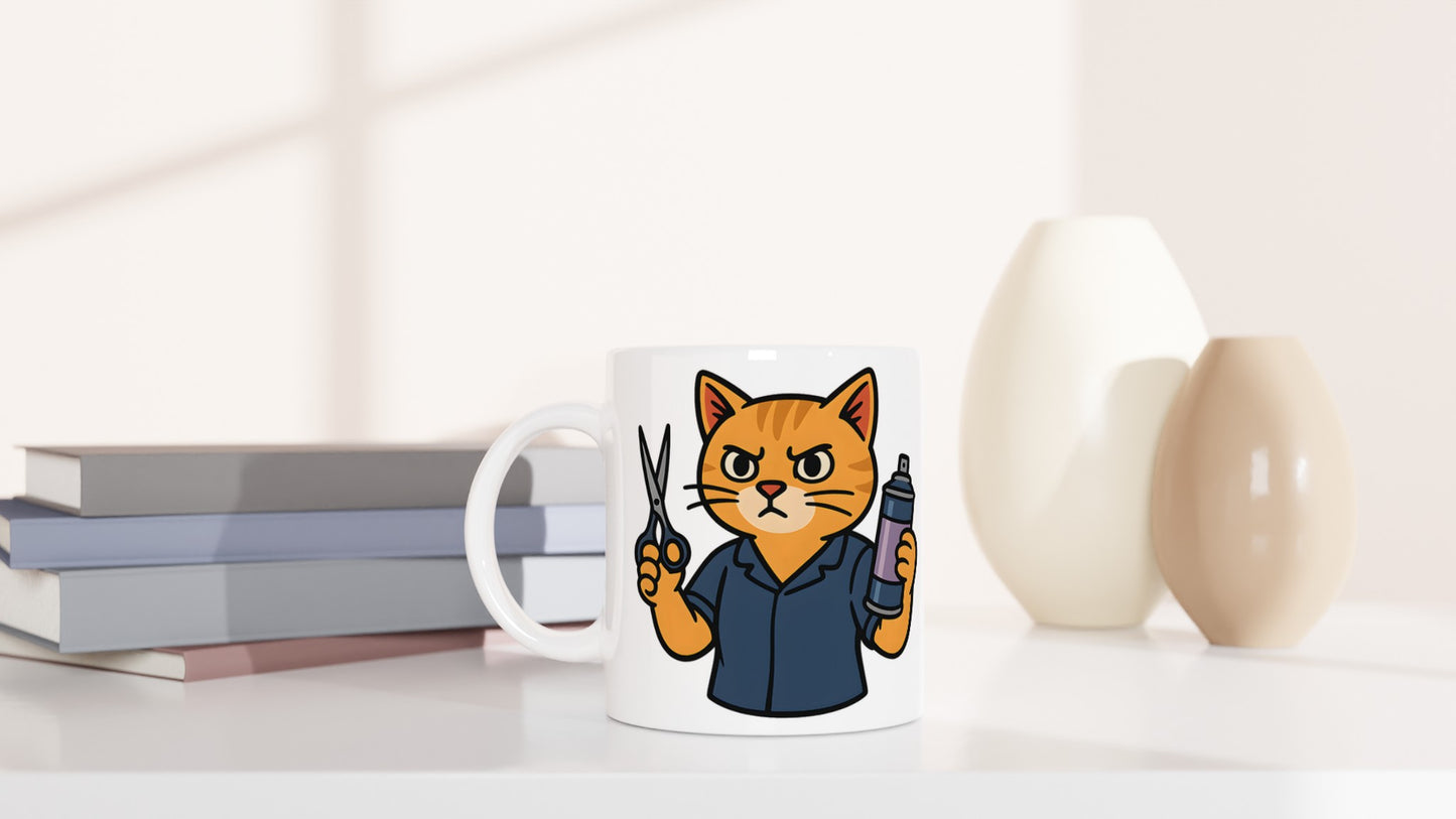 Mugg med katt frisör, sax och hårspray för en purrfekt stylingsession.