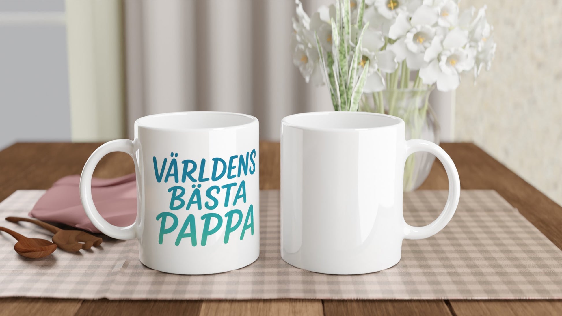 Mugg med handskriven text i grönt och blått, perfekt present för världens bästa pappa.