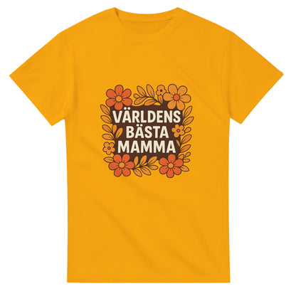 T-shirt med blomstrande design och texten 'Världens bästa mamma'. Visa din kärlek på ett varmt sätt.