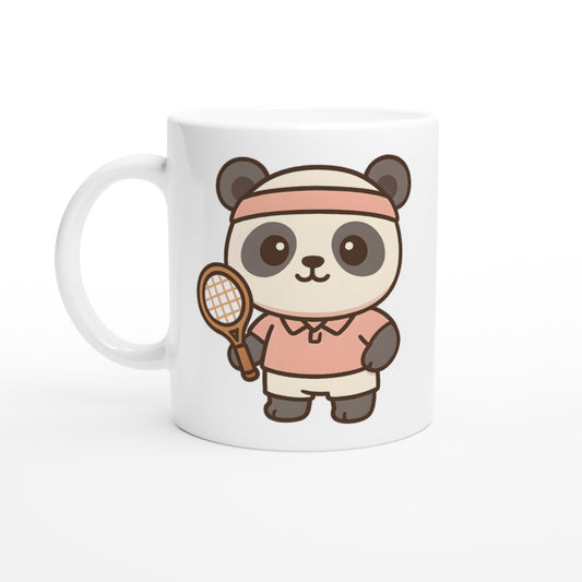 Mugg med panda i tennisdräkt. Perfekt för sportiga djurvänner som vill sippa kaffe på planen.