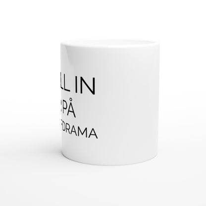 Mugg med humoristiskt motiv som skildrar dramatiken och spänningen i ett straff. Perfekt för fotbollsfans!