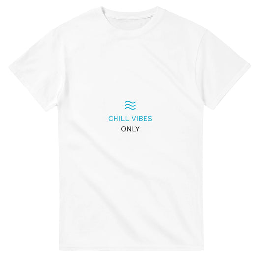 Avslappnad t-shirt med våg-ikon, perfekt för sommardagar med Chill Vibes Only.