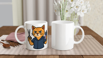 Mugg med katt frisör, sax och hårspray för en purrfekt stylingsession.