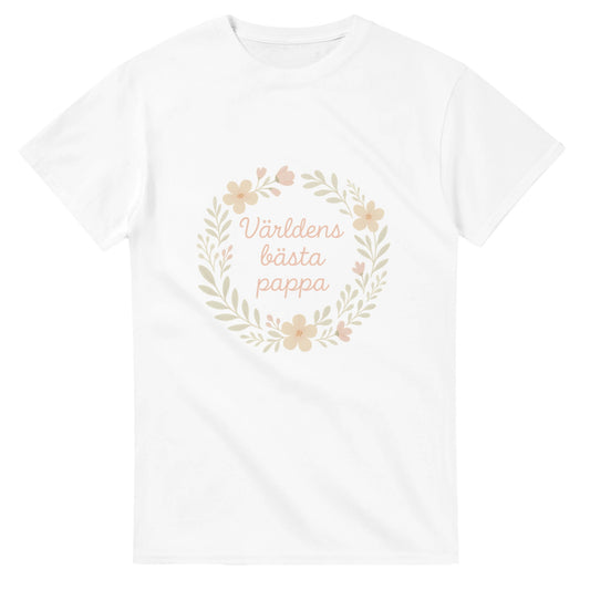 T-shirt med blommigt mönster och texten 'Världens bästa pappa' i luftig design. Skapa glädje med Pappas Blomsterskatt.