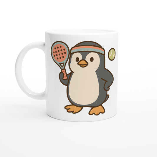 En glad padelpingvin i kläder och pannband, perfekt för muggen!