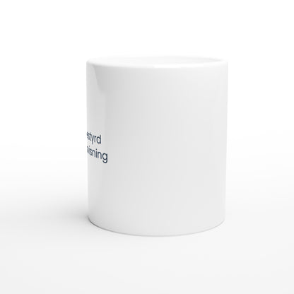Kaffe som bränsle för undervisning - lekfull hyllning för lärare med humor och självdistans. Perfekt på muggen i personalrummet.