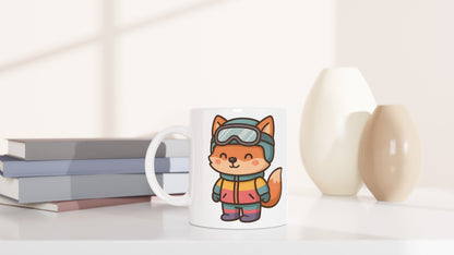 Mugg med färgglad räv på snöbräda för vinterdrömmar och snöäventyr. Skidjacka ingår!