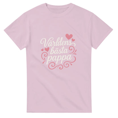 T-shirt med hjärtans design för den bästa pappan. Romantisk och stolt stil, perfekt för alla pappor att bära med glädje.