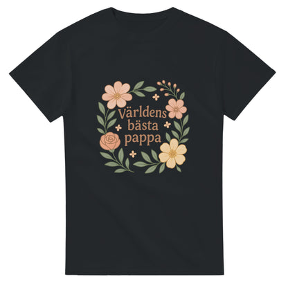 T-shirt med blommor och texten 'Världens bästa pappa'. Mjuka, stilrena toner för att fira pappa.