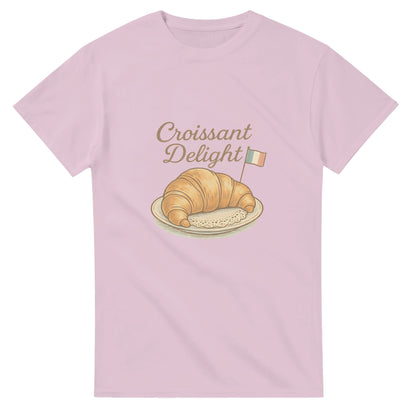 Vintage T-shirt med doft av nybakade croissanter, elegant och tidlös design.