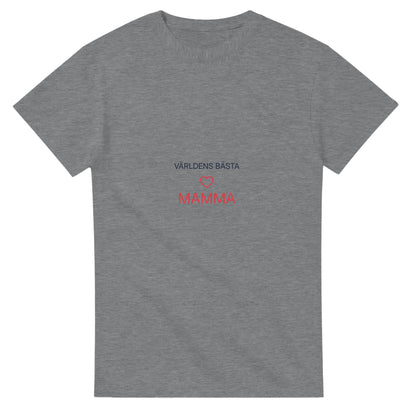 T-shirt med minimalistisk design för mamma med hjärtat i centrum. Enkel och stilren med två textlinjer.