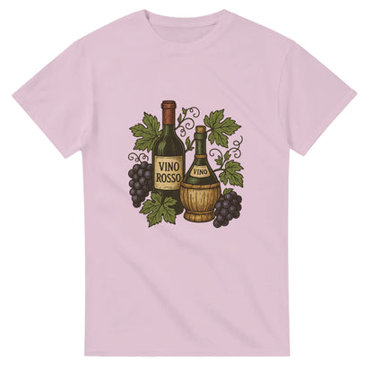 T-shirt med vin och vinstockar, perfekt för att fira italiensk tradition. Vacker vintage vinillustration för vinentusiaster.