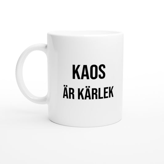 Mugg med kärlek till kaos i köket. Perfekt för matlagning med ett leende.