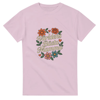 Vacker T-shirt med blommor och text för att fira den starkaste mamman i världen. Perfekt present!