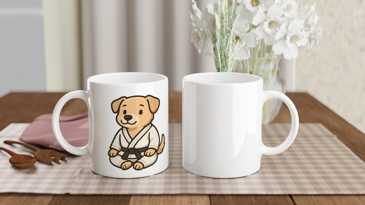 Hund Judo Praktikant - Kaffe med en judo-hund i stilren design för judo- och djurvänner.